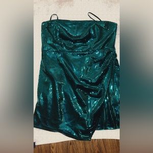 Green Dress (only been worn once) so it’s still new